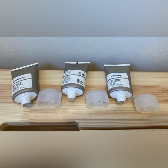 (SOLD) 3 boxes (bundled) of The Ordinary High-Adherence Silicone Primer - Picture 3 of 4